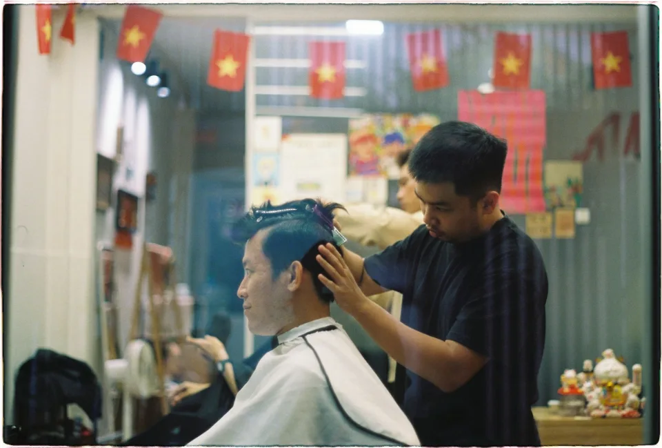 Khu gội đầu và chăm sóc tóc